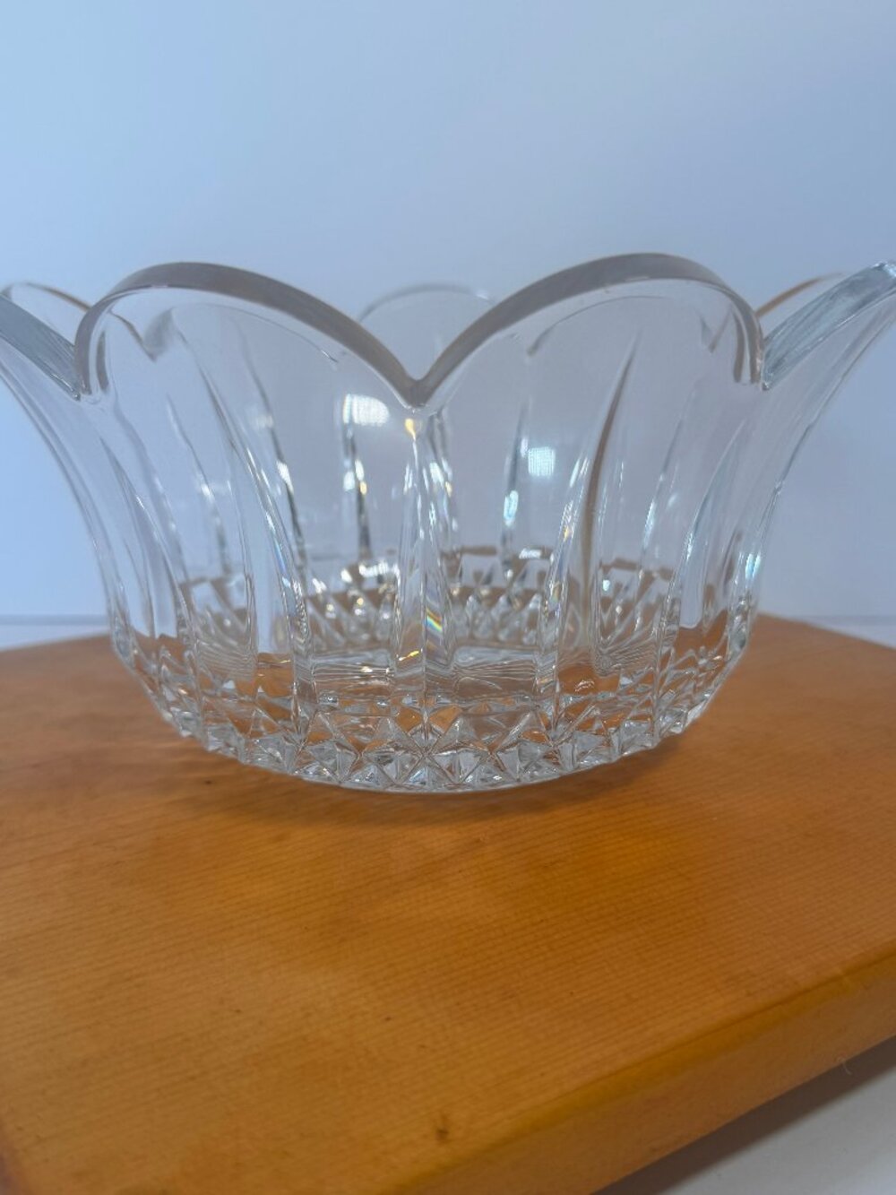 St George vintage lead crystal serving bowl with an elegant scalloped petal rim